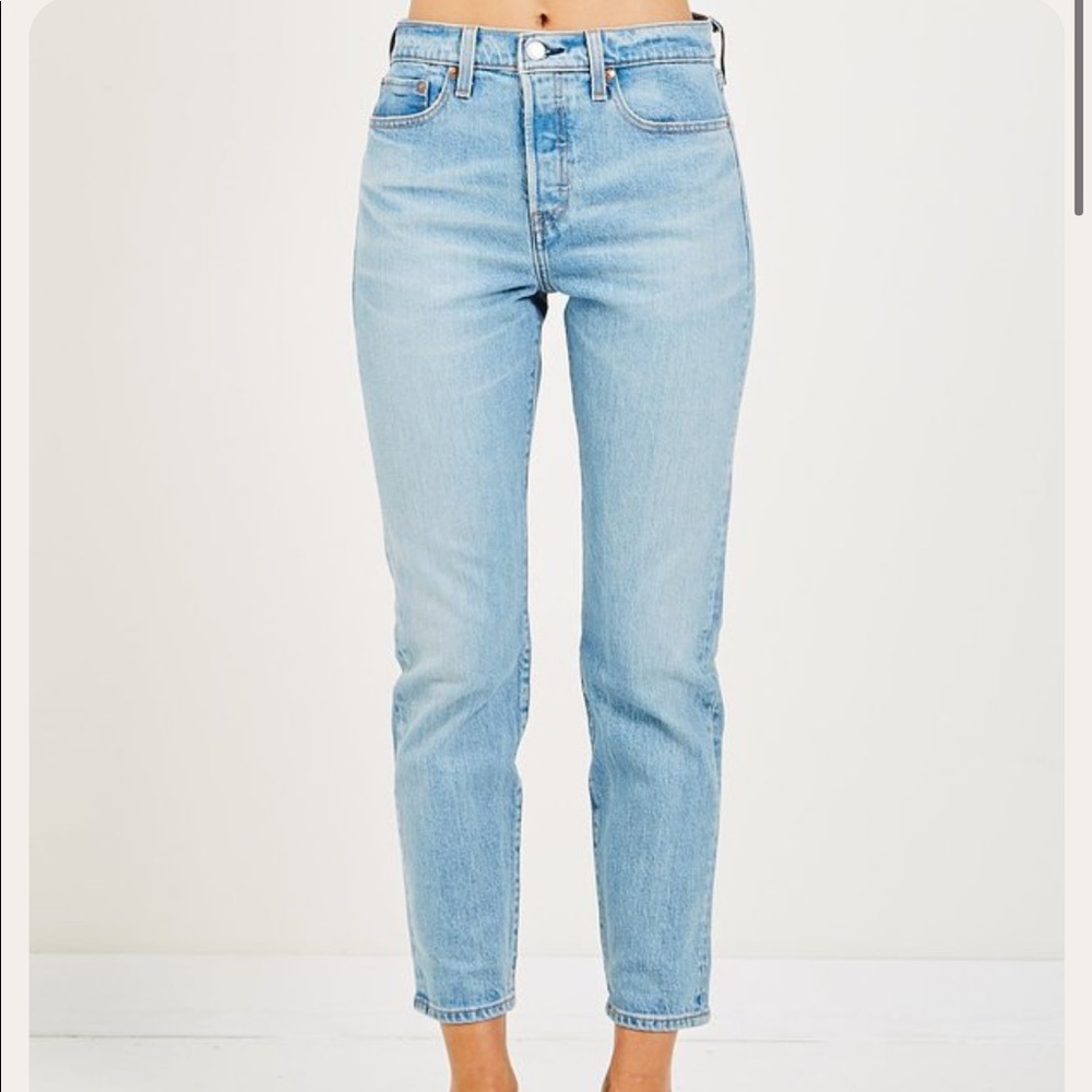 Levi’s Wedgie Icon Fit High Waist Ankle Jeans